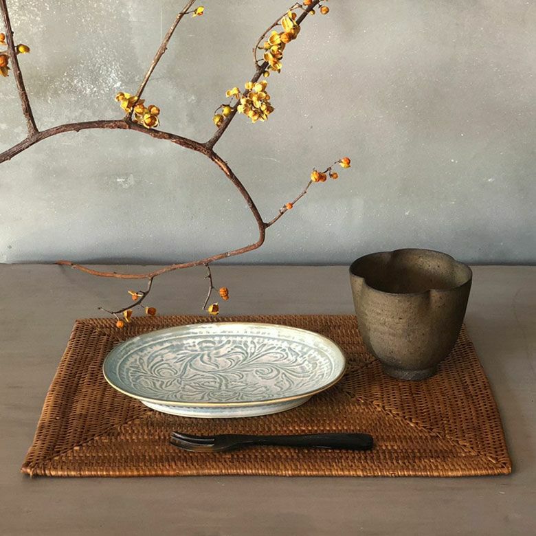 ランチョンマットとハクア楕円皿