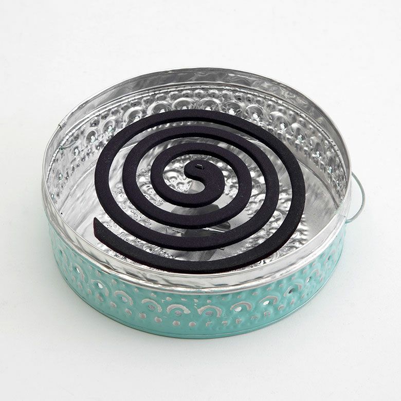 アルミの蚊取り線香入れがあればお茶目にかわいく虫除け