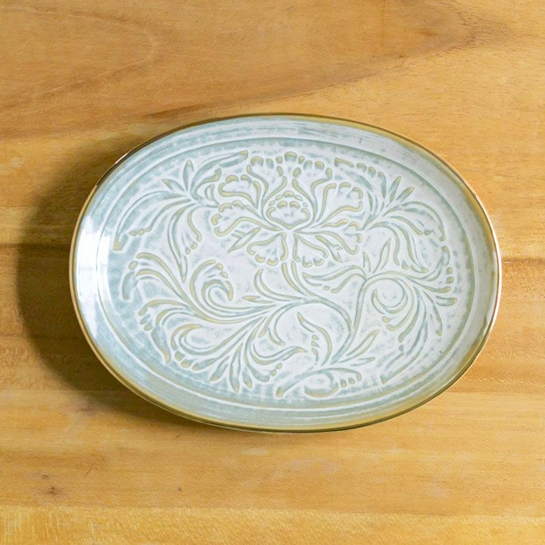 有田焼】花唐草彫り 楕円皿 ハクア 16㎝ | インテリア雑貨のPayung(パユン)