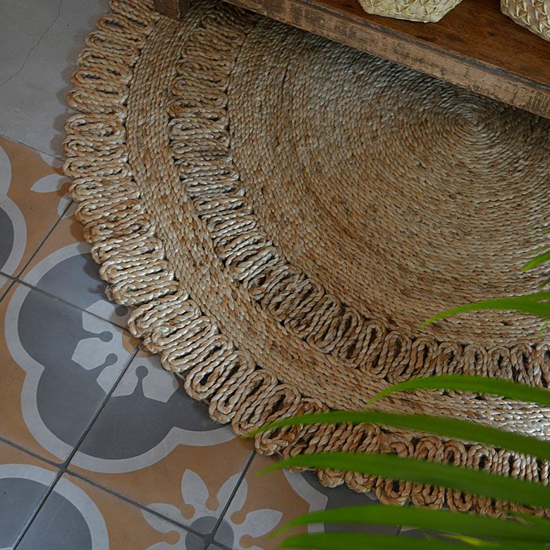 お部屋を明るく南国感あふれる雰囲気に