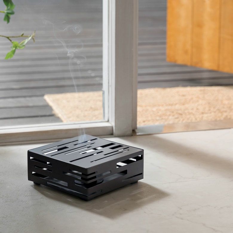 さっと水洗いできるスチール製