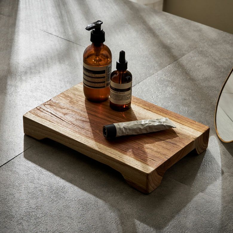 大切なアクセサリーや腕時計を飾るのにもおすすめ