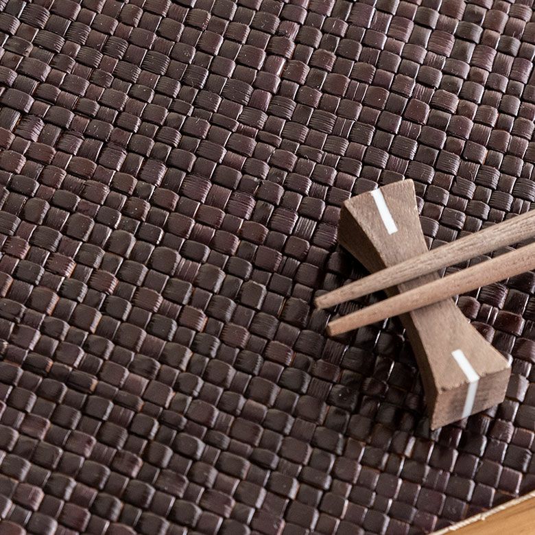 レザーのような艶やかな仕上がりのパンダン