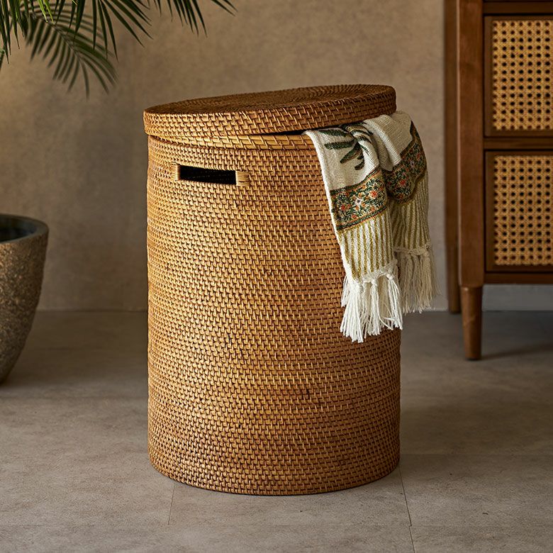 アタとラタンで編まれたフタ付き大型バスケット 48L ナチュラル